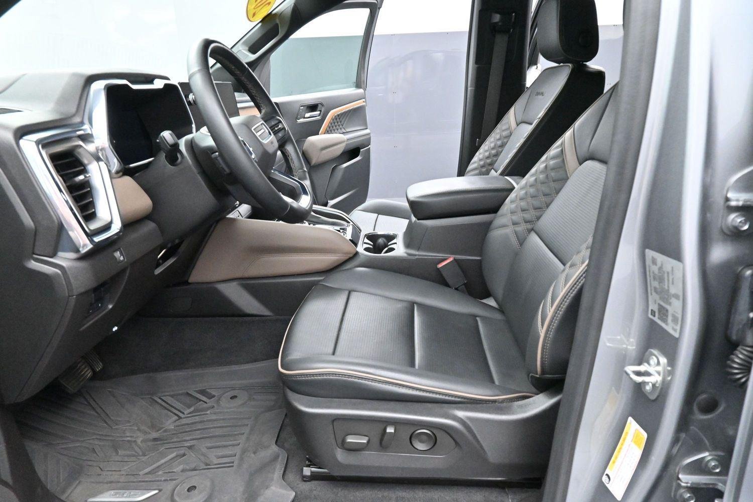 Used 2023 Sterling Metallic GMC Denali image 13