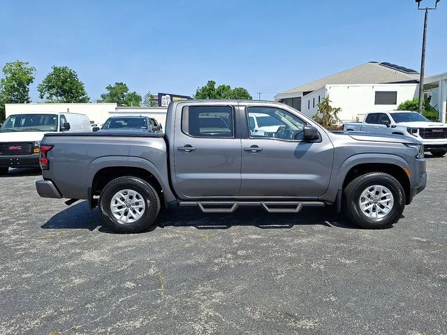 Used 2024 Gray Nissan SV image 8