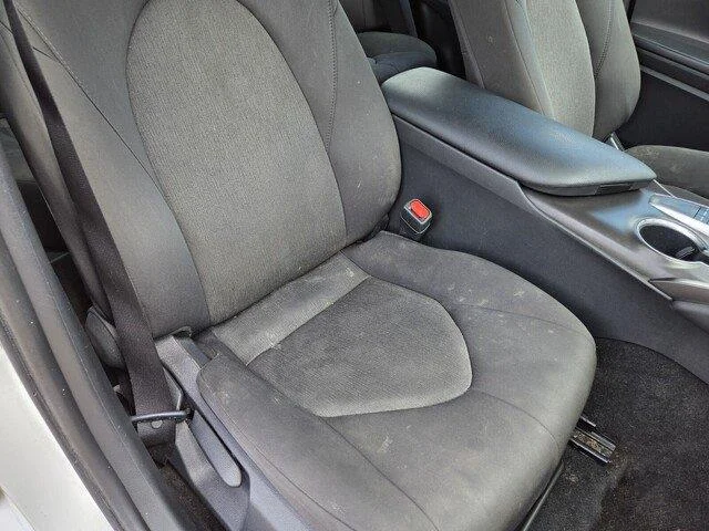 Used 2023 Ice Cap Toyota LE image 28