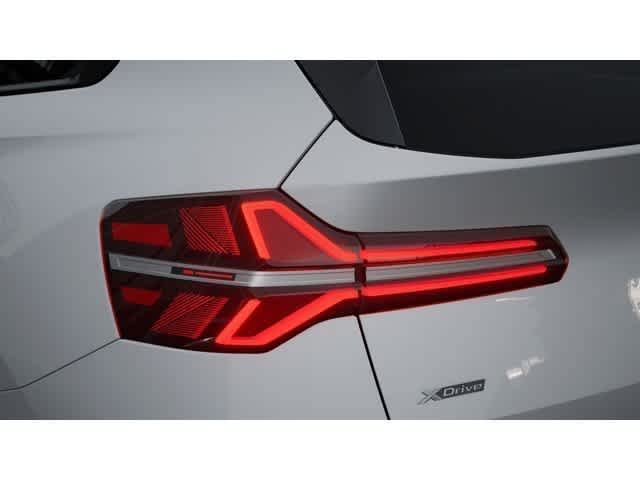 New 2026 Alpine White BMW 30 xDrive image 8