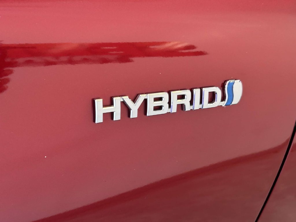 Used 2021 Red Toyota LE image 11