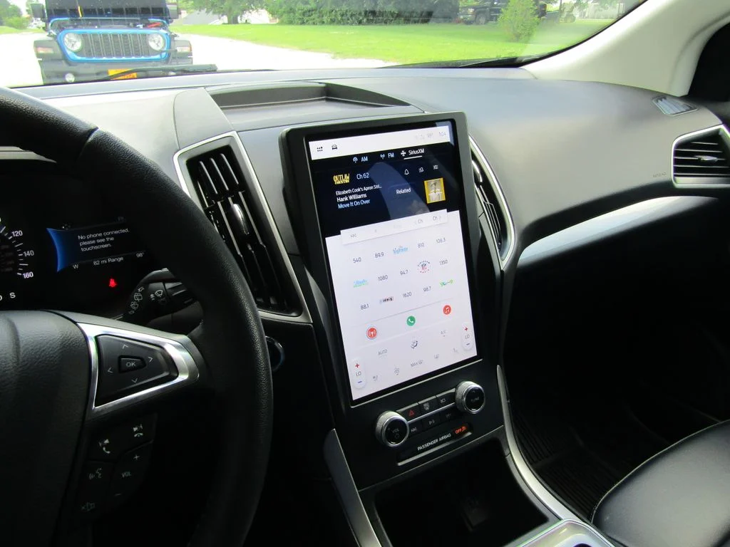 Used 2024 Black Ford SEL image 26