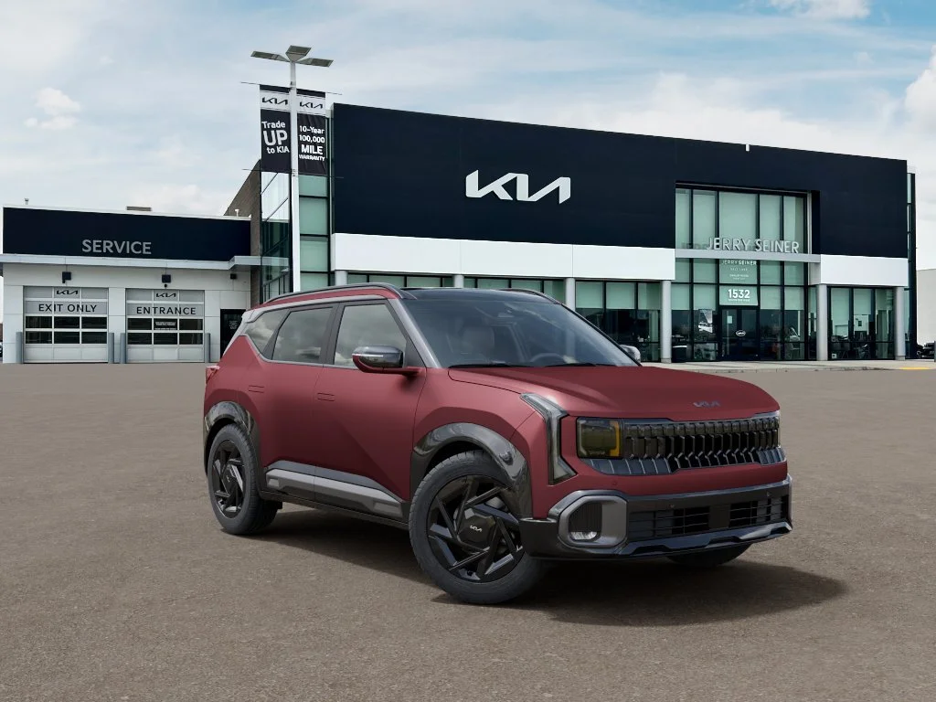 New 2027 Magma Red Matte Kia X-Line SX image 8