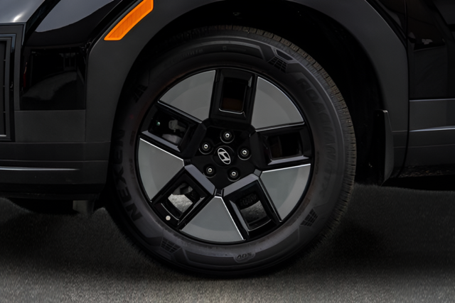 2025 Hyundai Santa Fe SEL - Photo 40