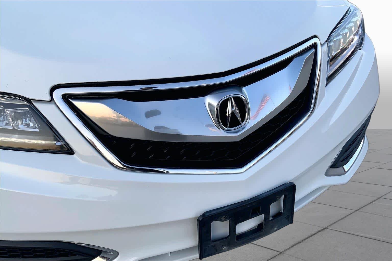 Used 2016 White Diamond Pearl Acura Tech Pkg image 30