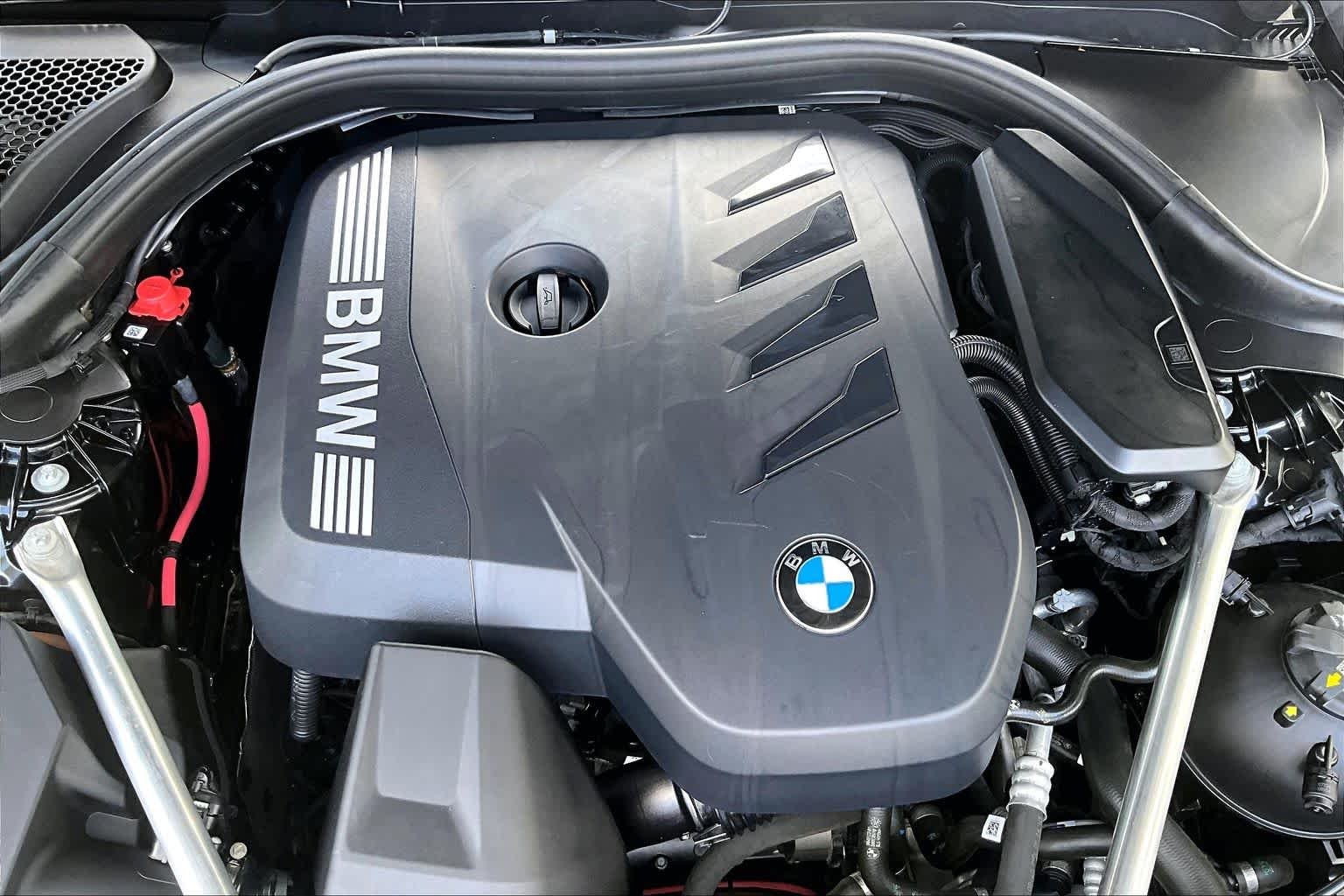 Used 2024 Black Sapphire Metallic BMW 530i image 33