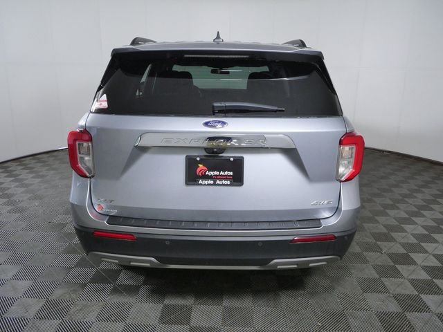 Used 2022 Silver Ford XLT image 6