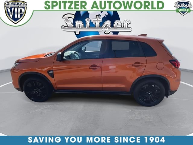 Used 2022  Mitsubishi  image 6