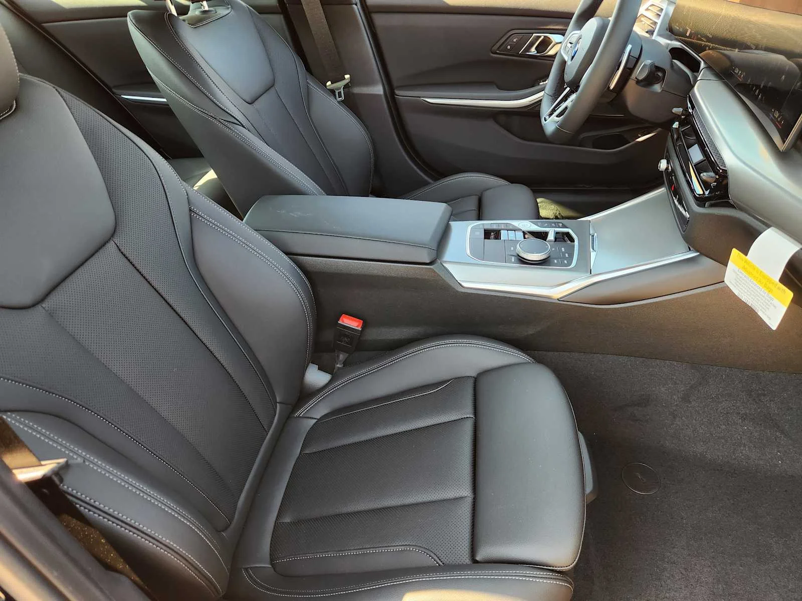 New 2026 Black Sapphire Metallic BMW 330i NA image 5