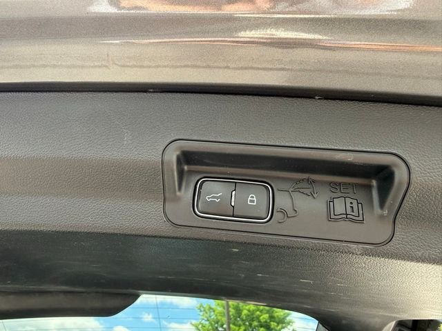 Used 2023 Gray Ford XLT image 26