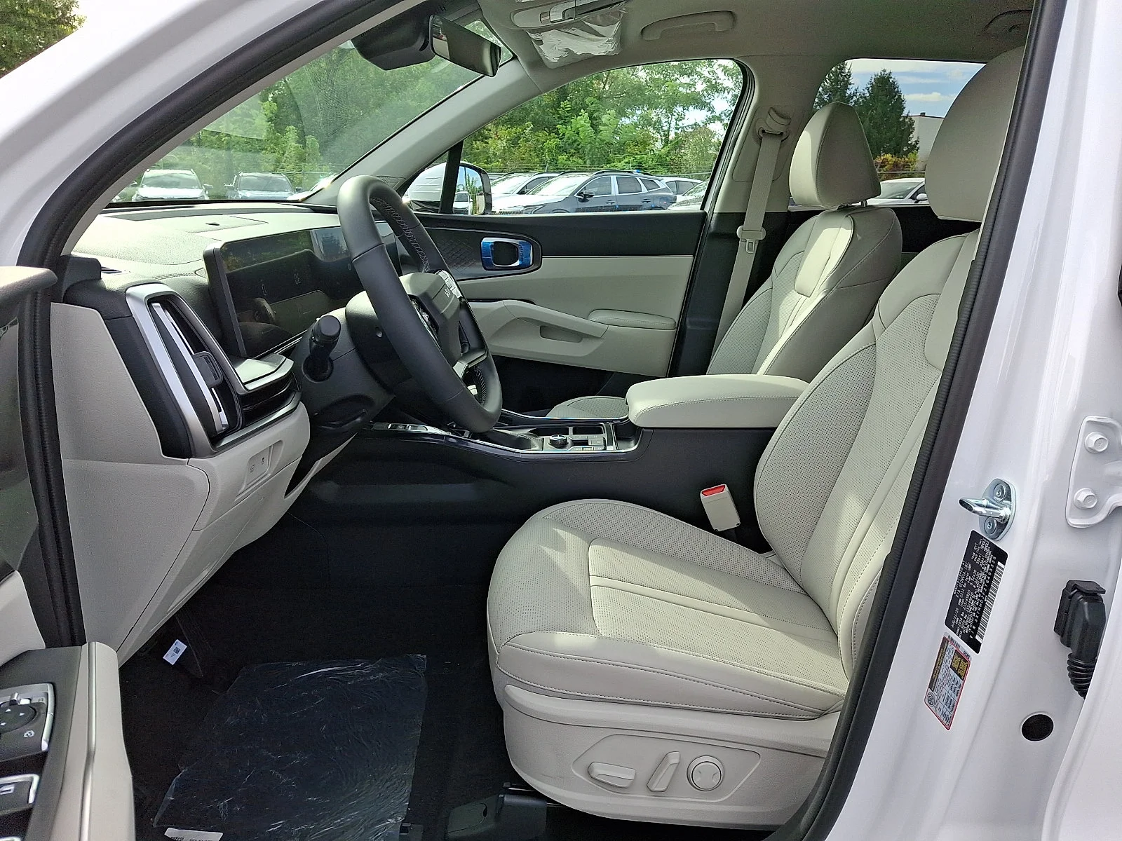 New 2026 White Kia EX image 15
