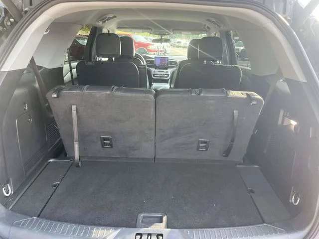 Certified Used 2023 Gray Ford XLT image 12
