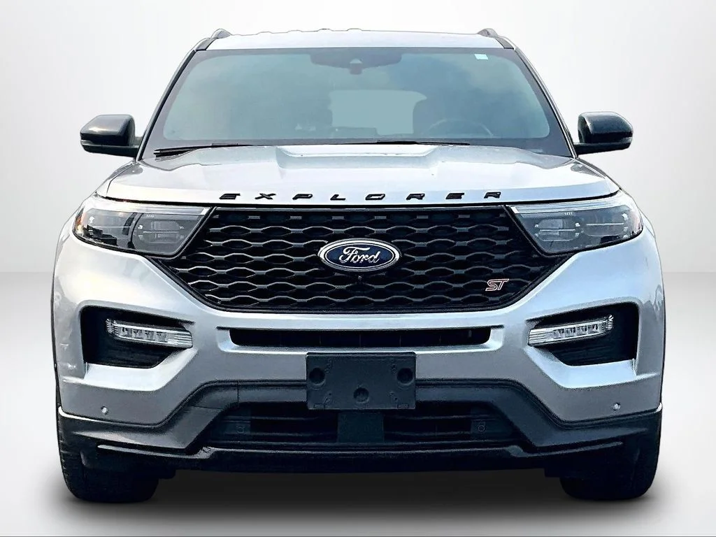 Used 2020 Silver Ford ST image 3
