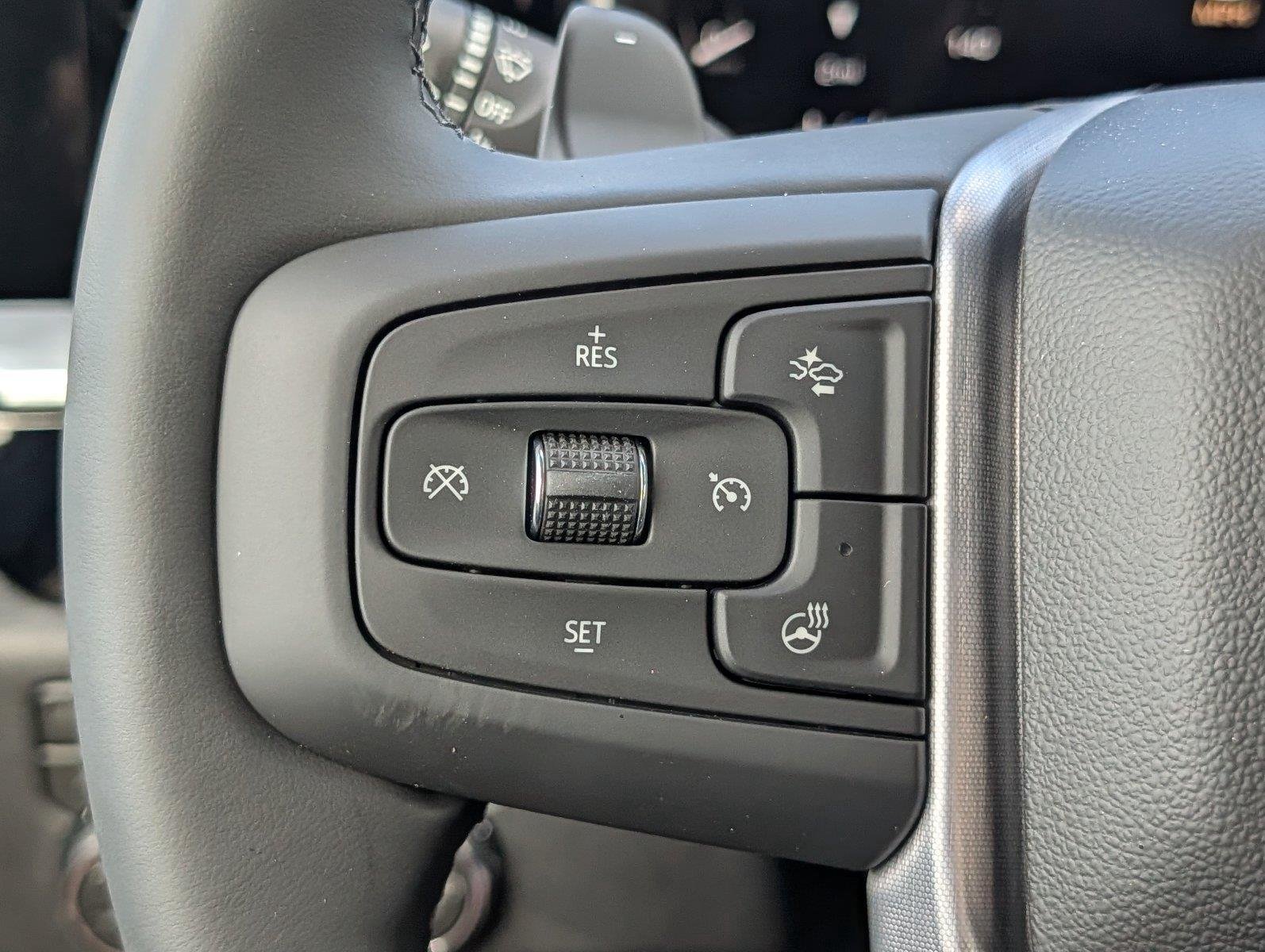 New 2026 Sterling Metallic GMC Elevation image 25
