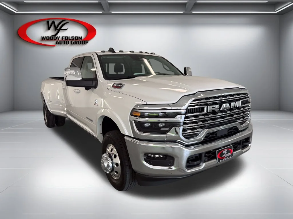 New 2026 Bright White Clear-Coat Exterior Paint RAM Limited image 3