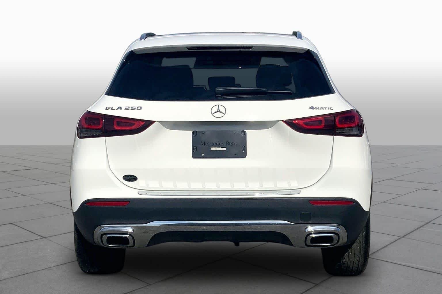 Used 2021 Polar White Mercedes-Benz GLA 250 image 5