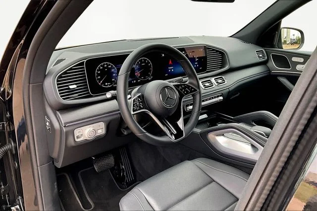 Used 2025 Black Mercedes-Benz GLE 350 image 13