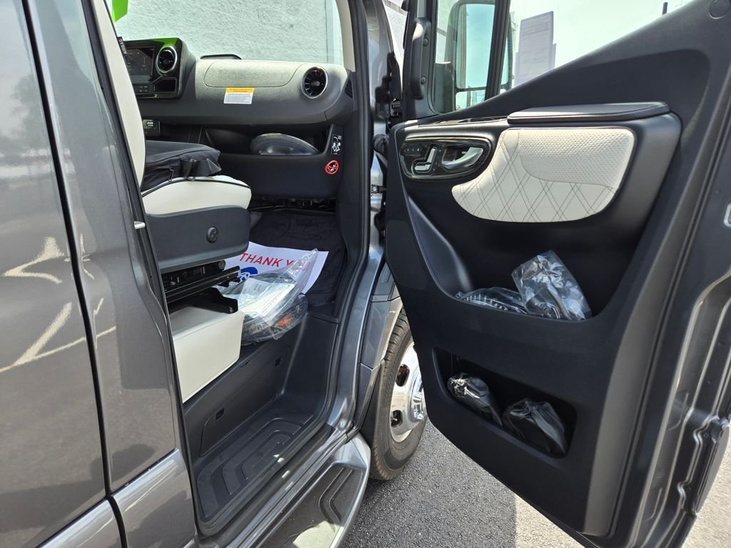 2025 Mercedes-Benz Sprinter Cargo Van Base - Photo 29