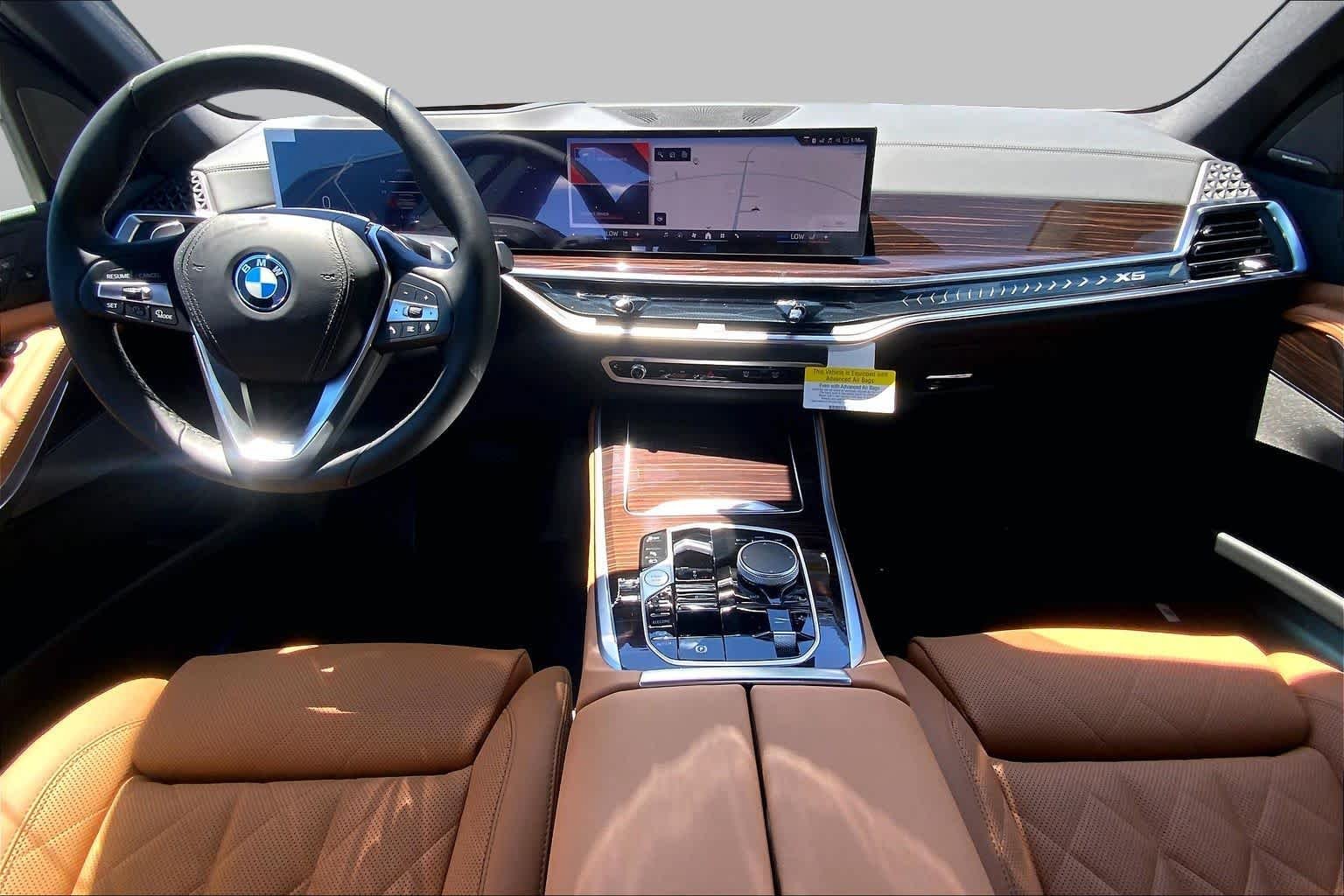 New 2026 Alpine White BMW xDrive50e image 5