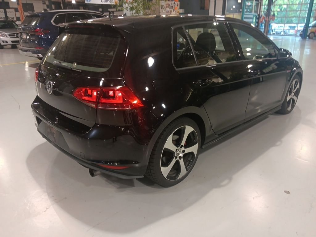 Used 2015 Black Volkswagen 2.0T SE image 7