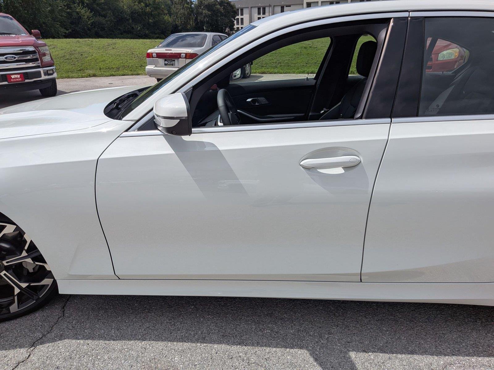 Used 2025 Alpine White BMW 330i xDrive image 14
