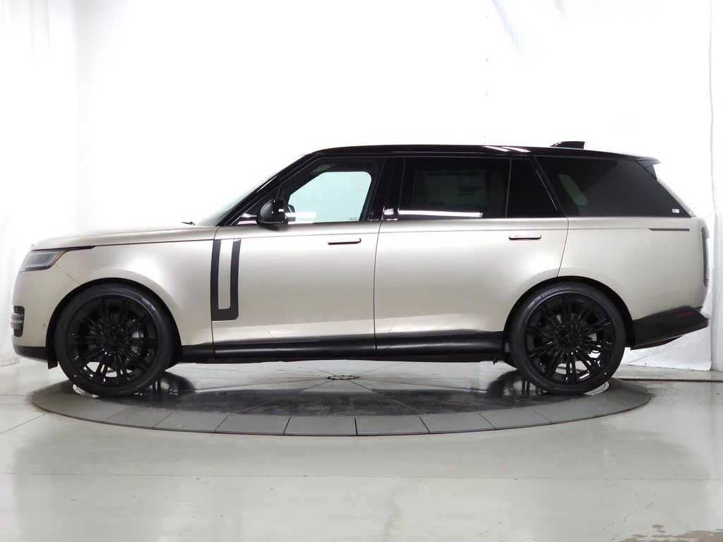 New 2026 Batumi Gold Land Rover SE image 2