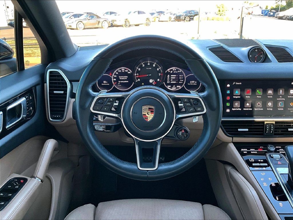 Used 2022  Porsche Platinum Edition image 15