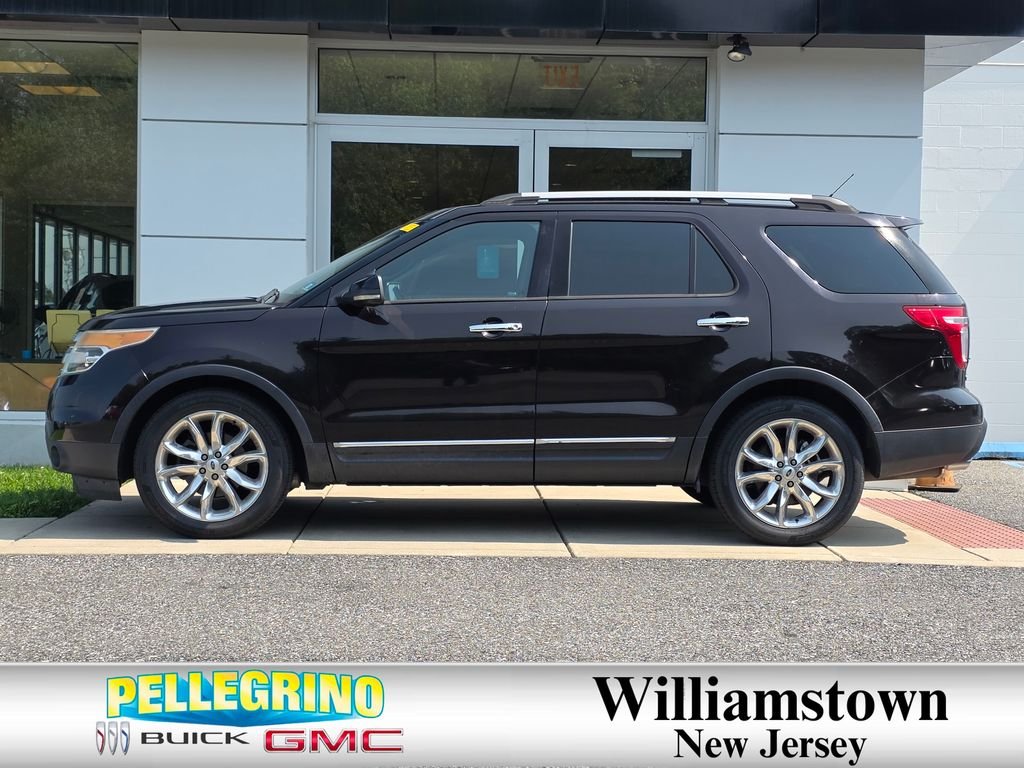 Used 2013 Brown Ford XLT image 2