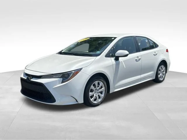 Used 2020 White Toyota LE image 1