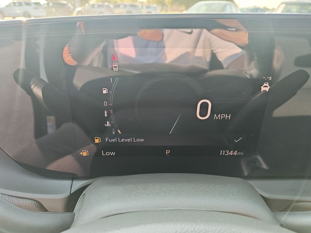 Used 2024 Blue Buick Preferred image 18