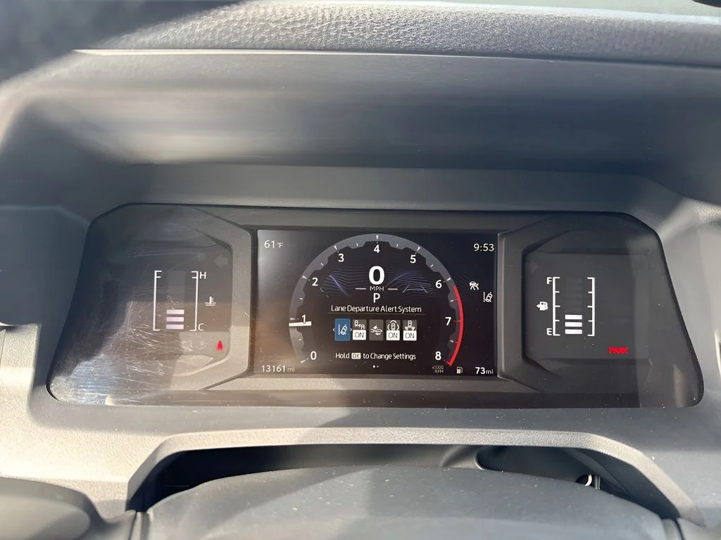 Used 2025  Toyota SR5 image 23