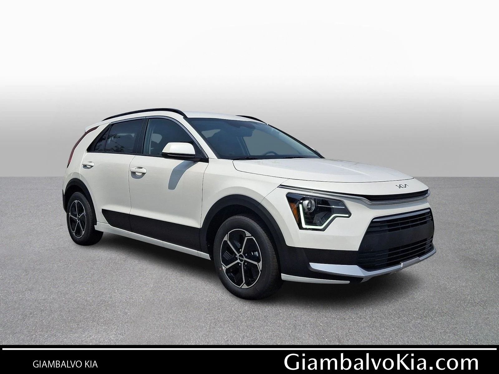 New 2026 White Kia LX image 1