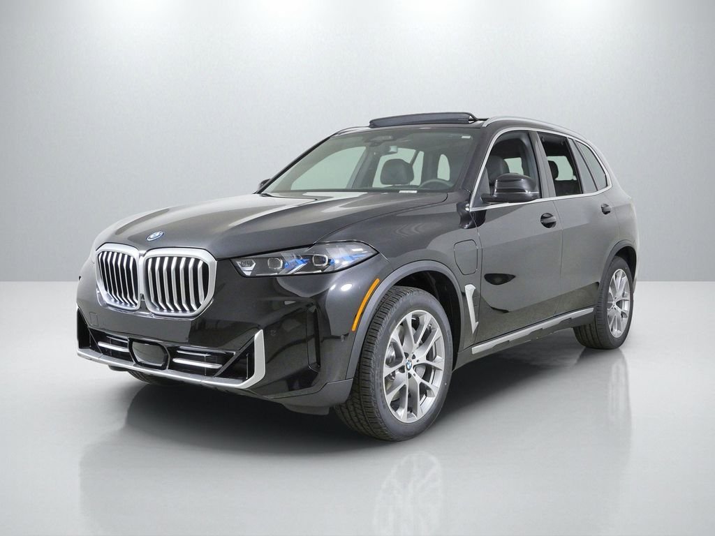 2026 BMW X5 xDrive50e's photo