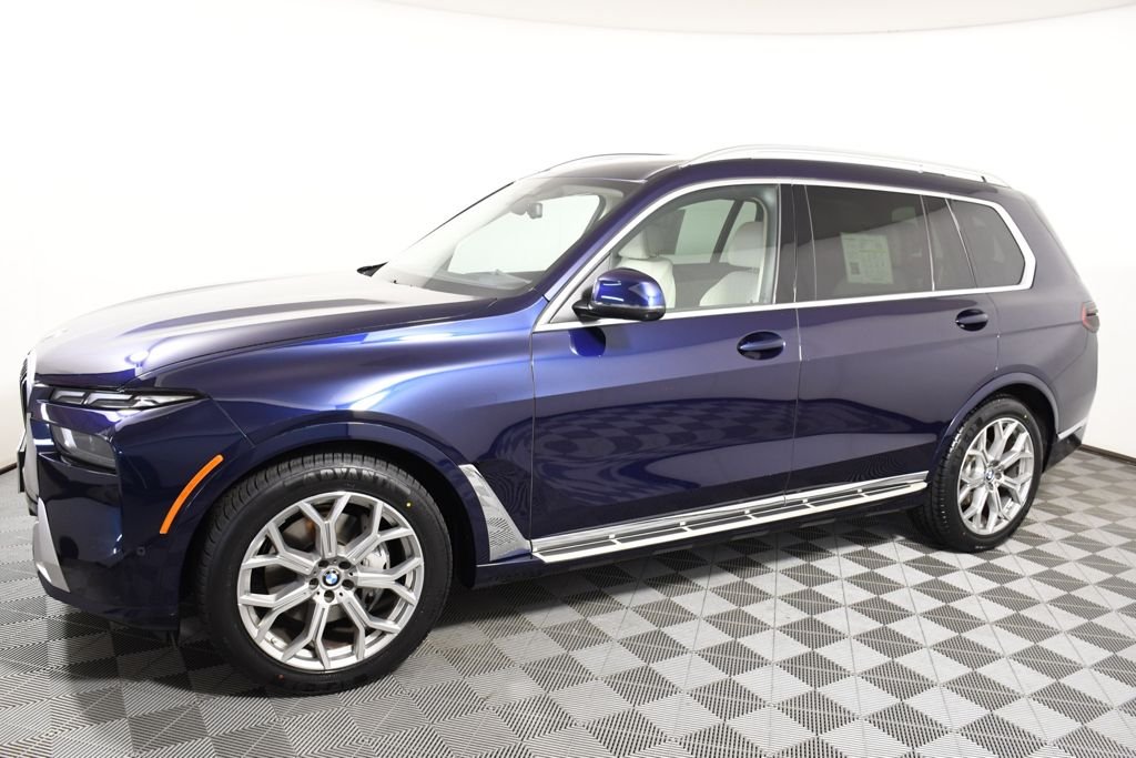 Used 2023 BMW X7 40i with VIN 5UX23EM09P9N80456 for sale in Richfield, Minnesota