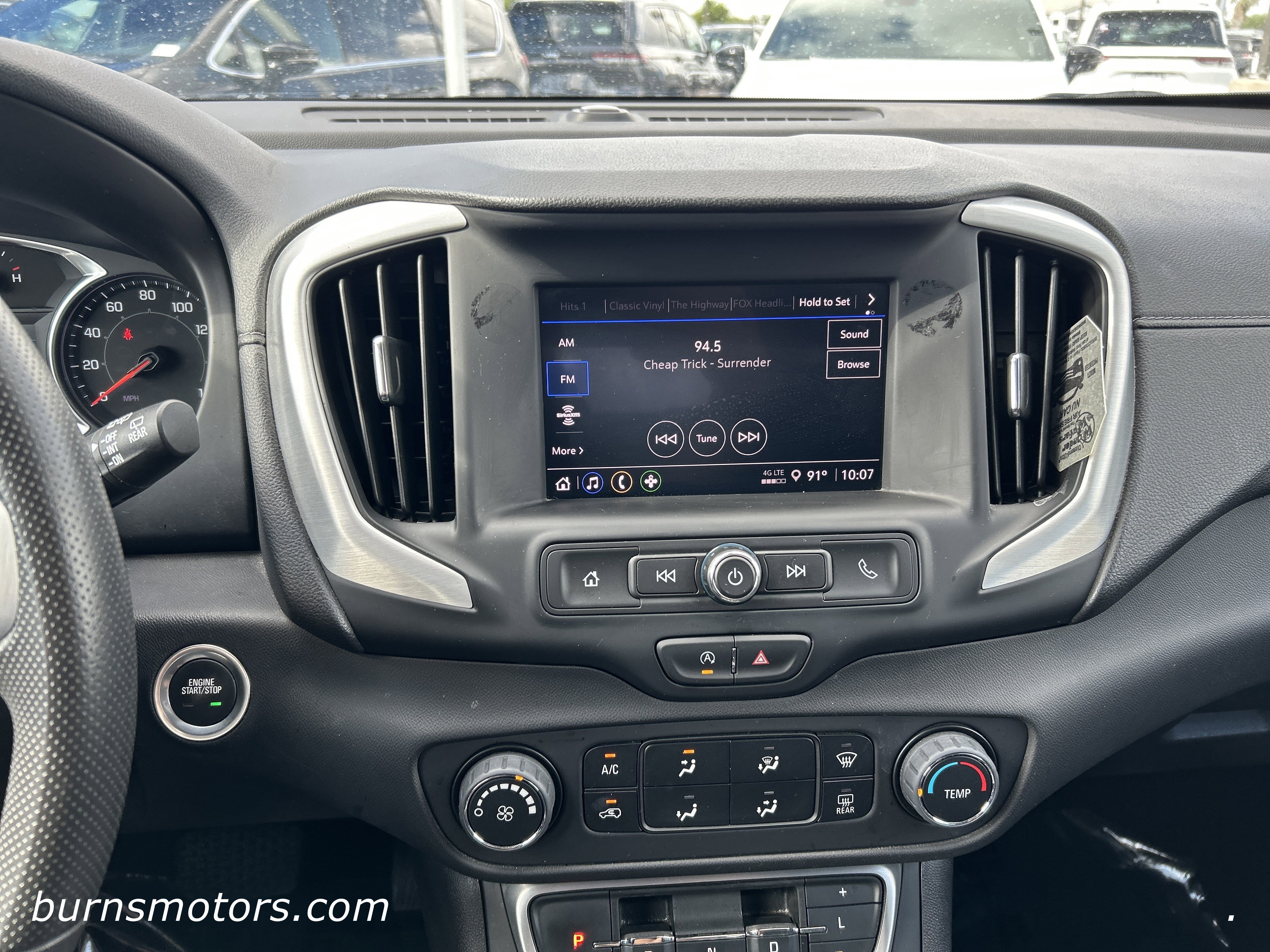 Used 2024 Summit White GMC SLE image 19