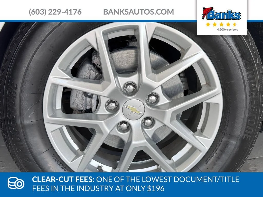 Certified Used 2022 Silver Ice Metallic Chevrolet LT image 4