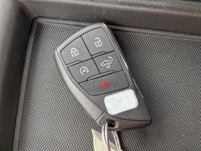 Used 2024 Downpour Metallic GMC Elevation image 34