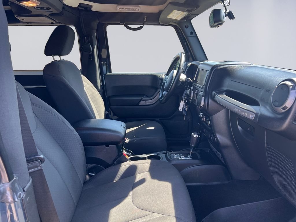 Used 2017 Black Jeep Sport image 17