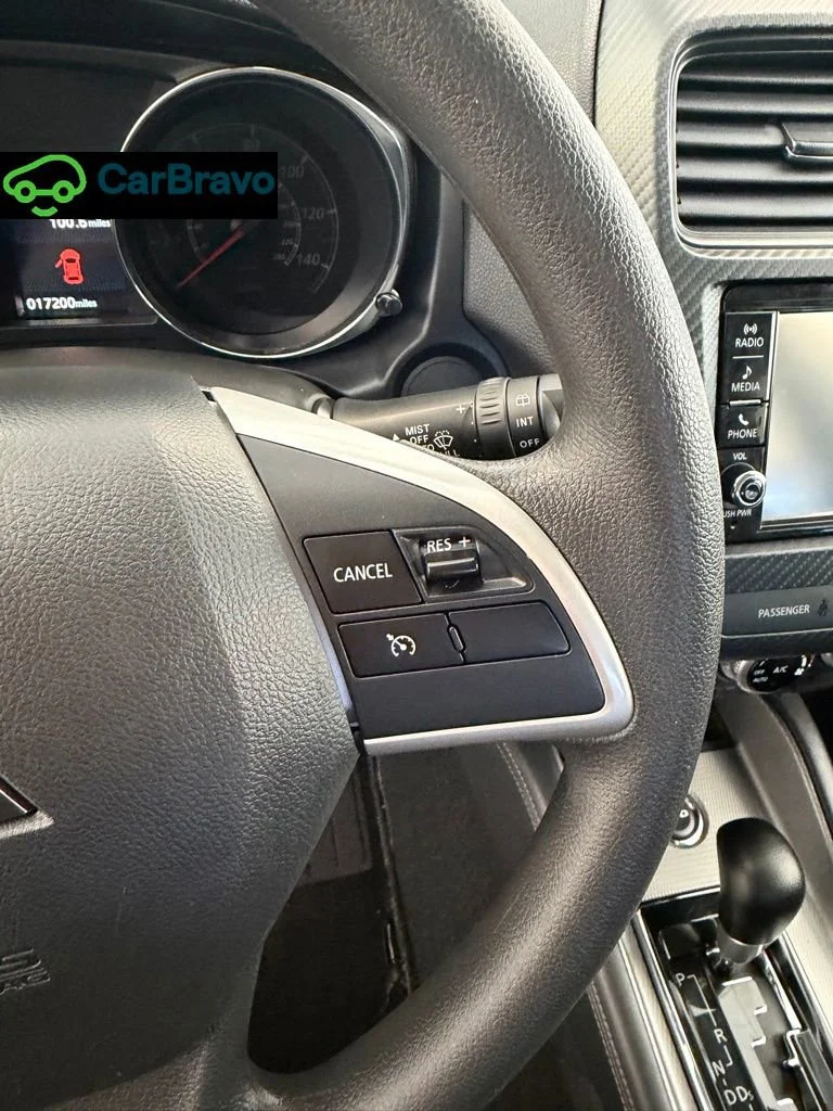 2025 Mitsubishi Outlander Sport ES - Photo 13