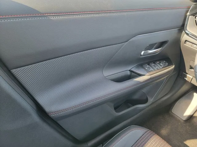 2025 Nissan Kicks SR AWD - Photo 31
