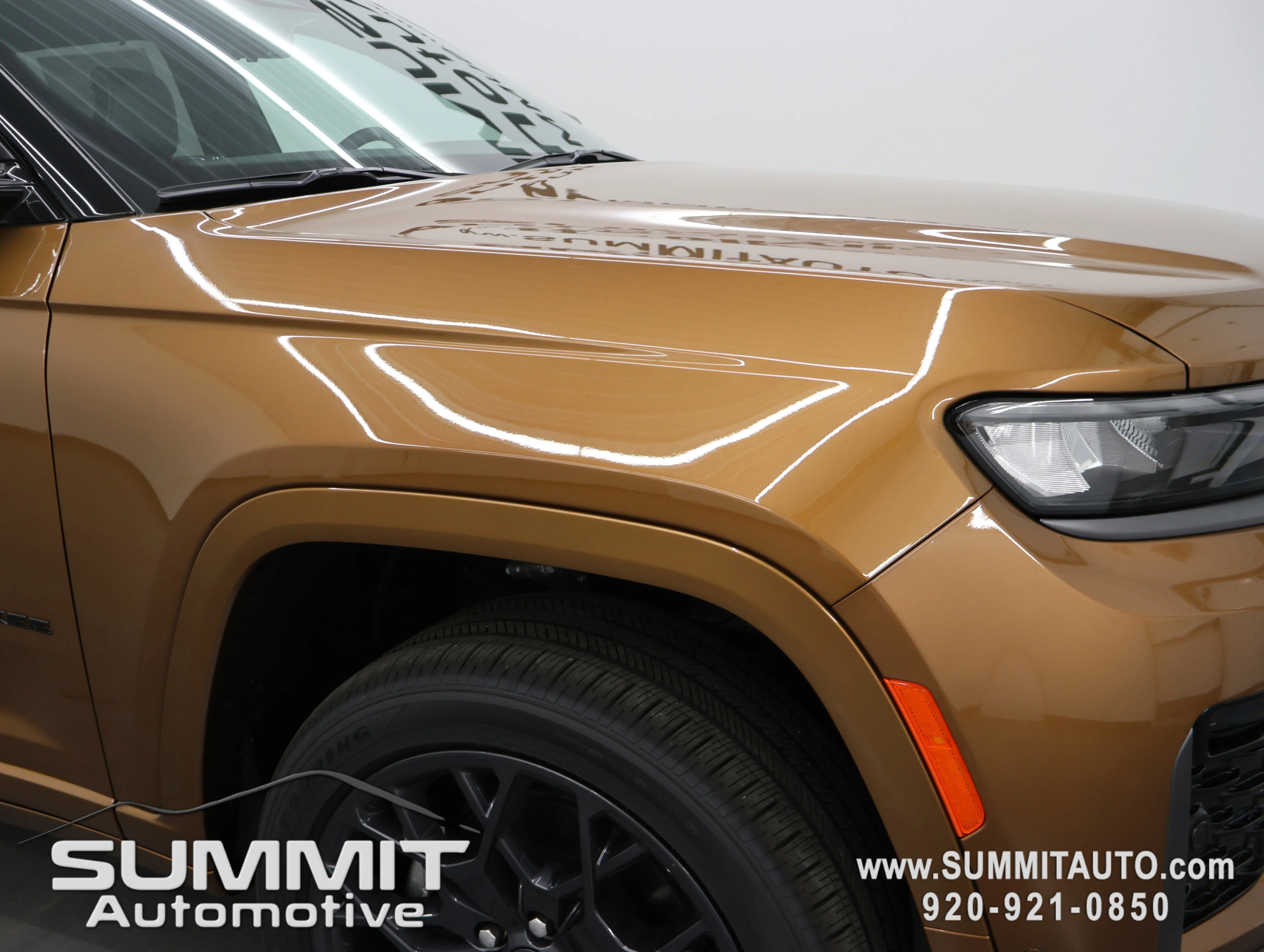 New 2026 Copper Shino Metallic Clear-Coat Exterior Paint Jeep Summit image 28