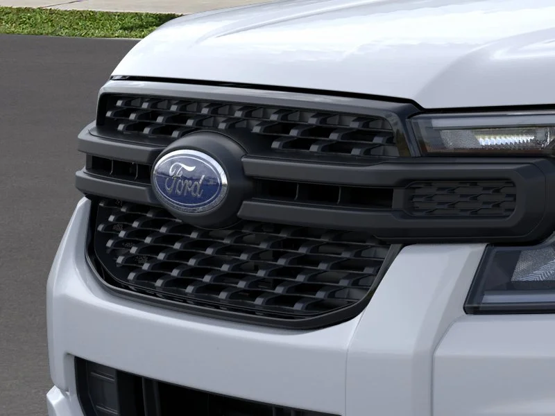 New 2026 Oxford White Ford XL image 41