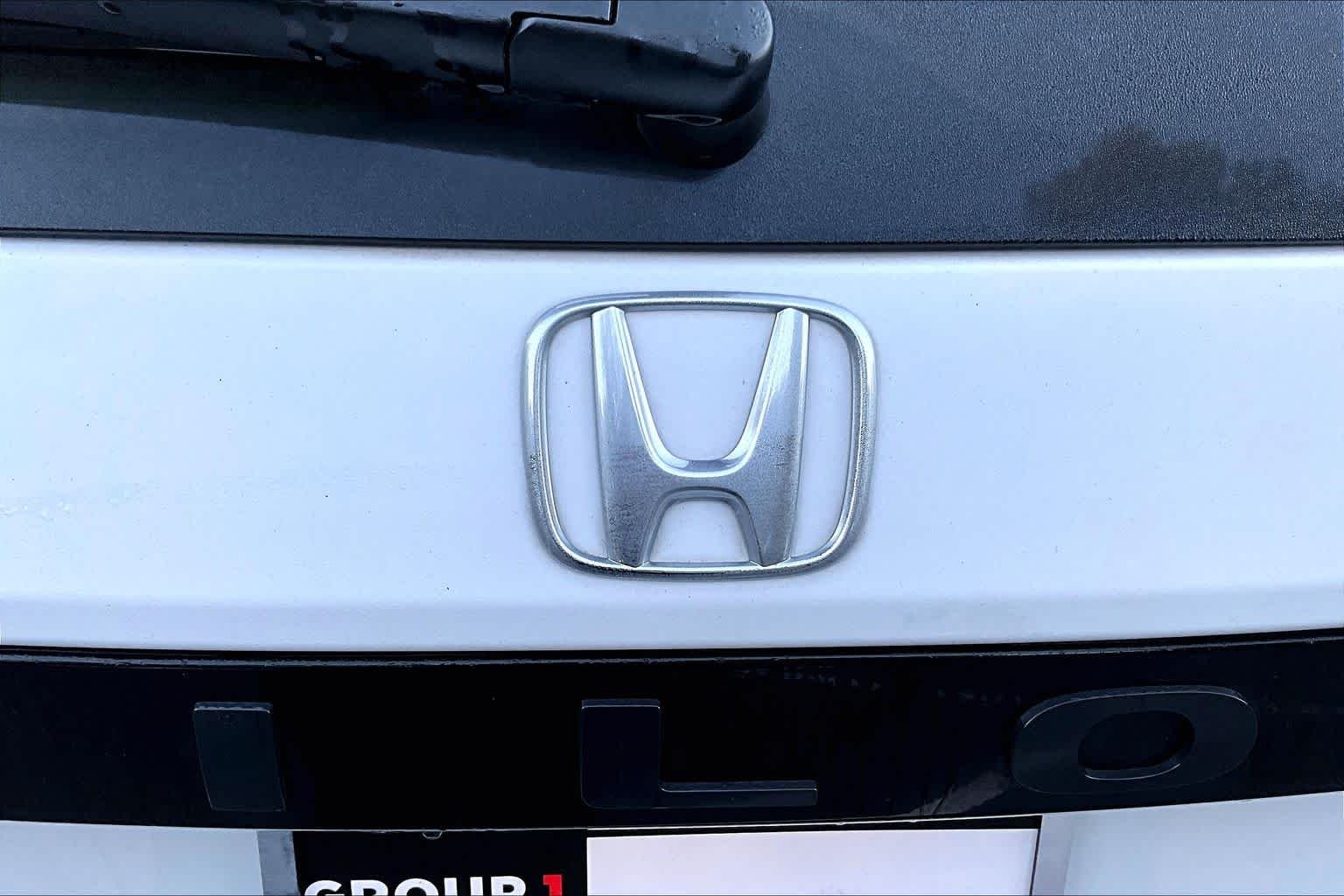 Used 2025 Platinum White Pearl Honda EX-L image 31