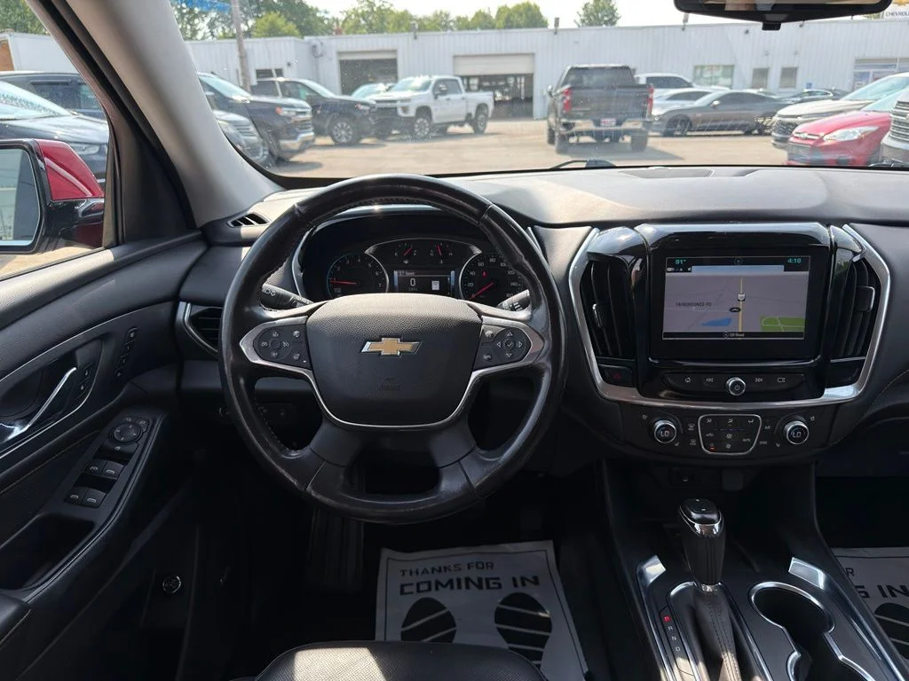 Used 2019 Red Chevrolet Premier image 41