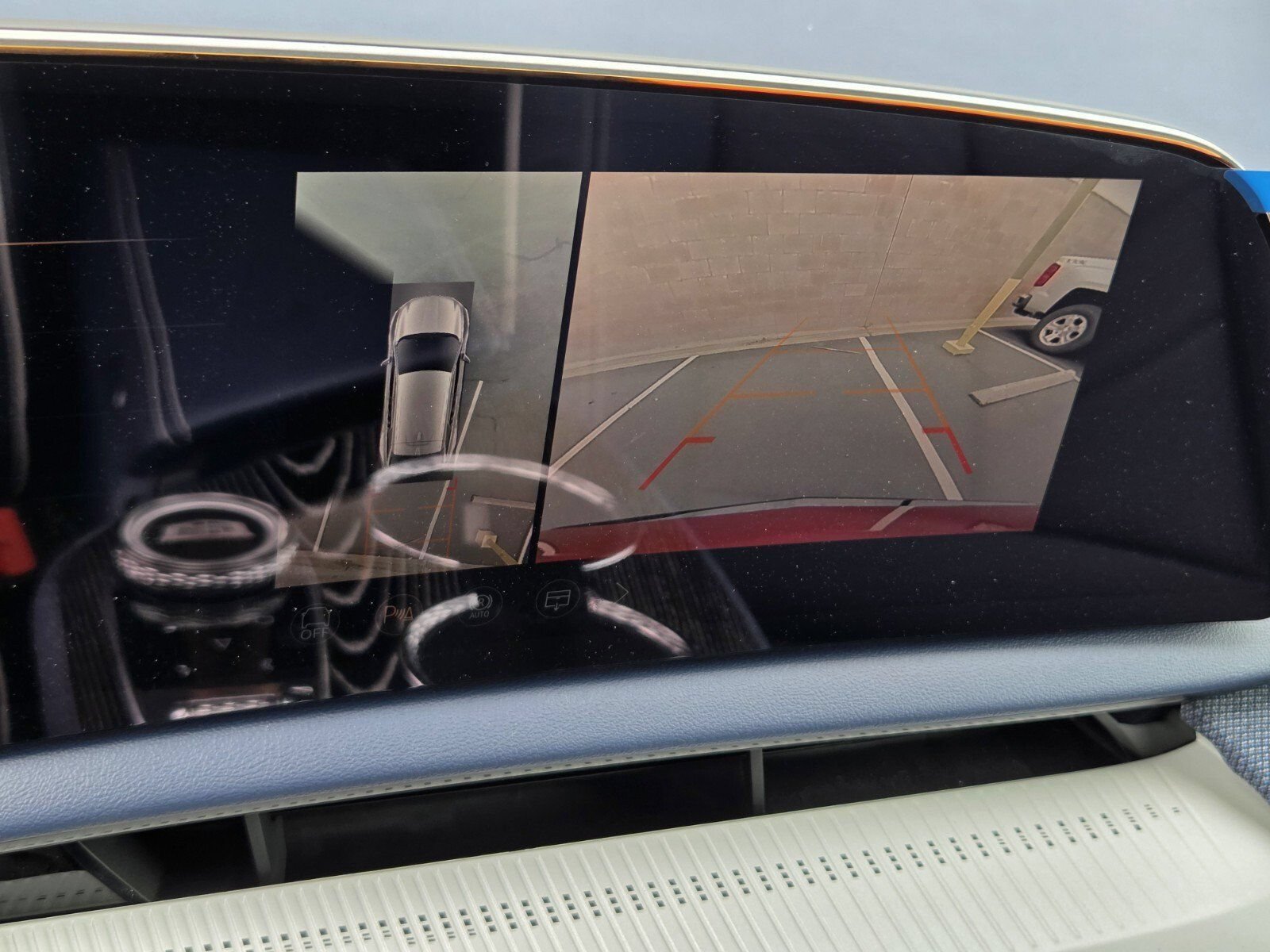 2026 Cadillac OPTIQ Premium Sport - Photo 24