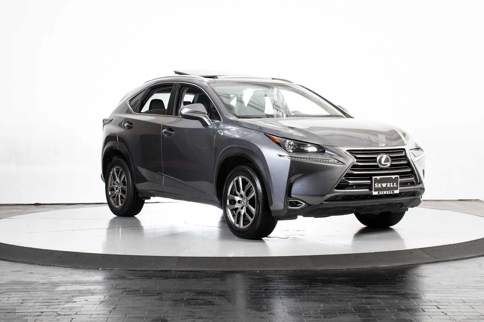 Used 2016 Nebula Gray Pearl Lexus  image 9
