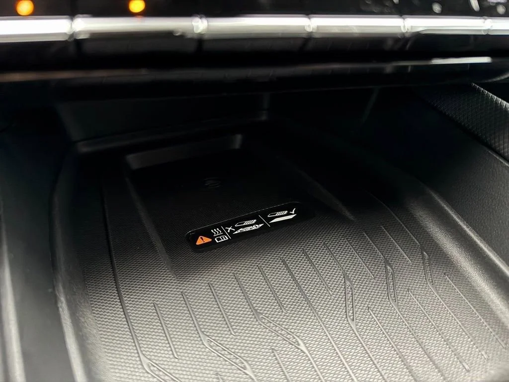 2026 Chevrolet Equinox EV RS - Photo 30