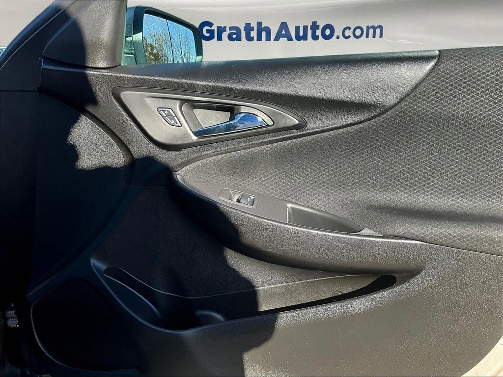 2024 Chevrolet Malibu 1LT - Photo 30