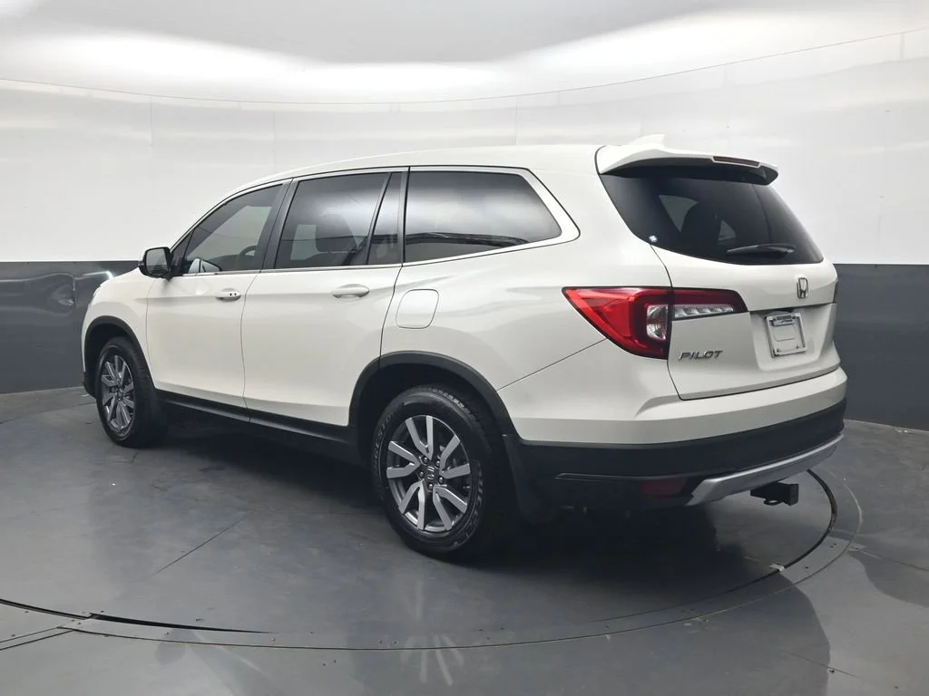 Used 2019 White Diamond Pearl Honda EX-L image 6