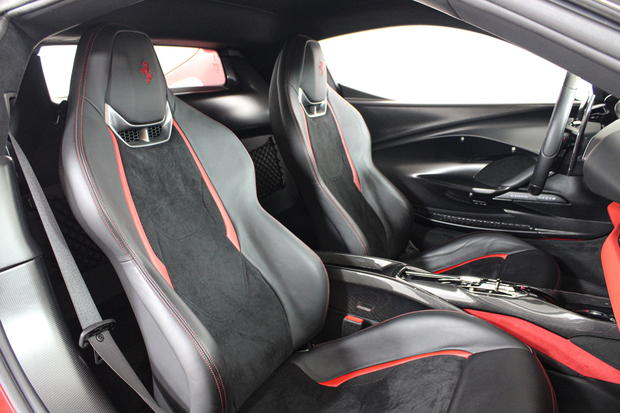 2024 Ferrari 296 Base - Photo 29